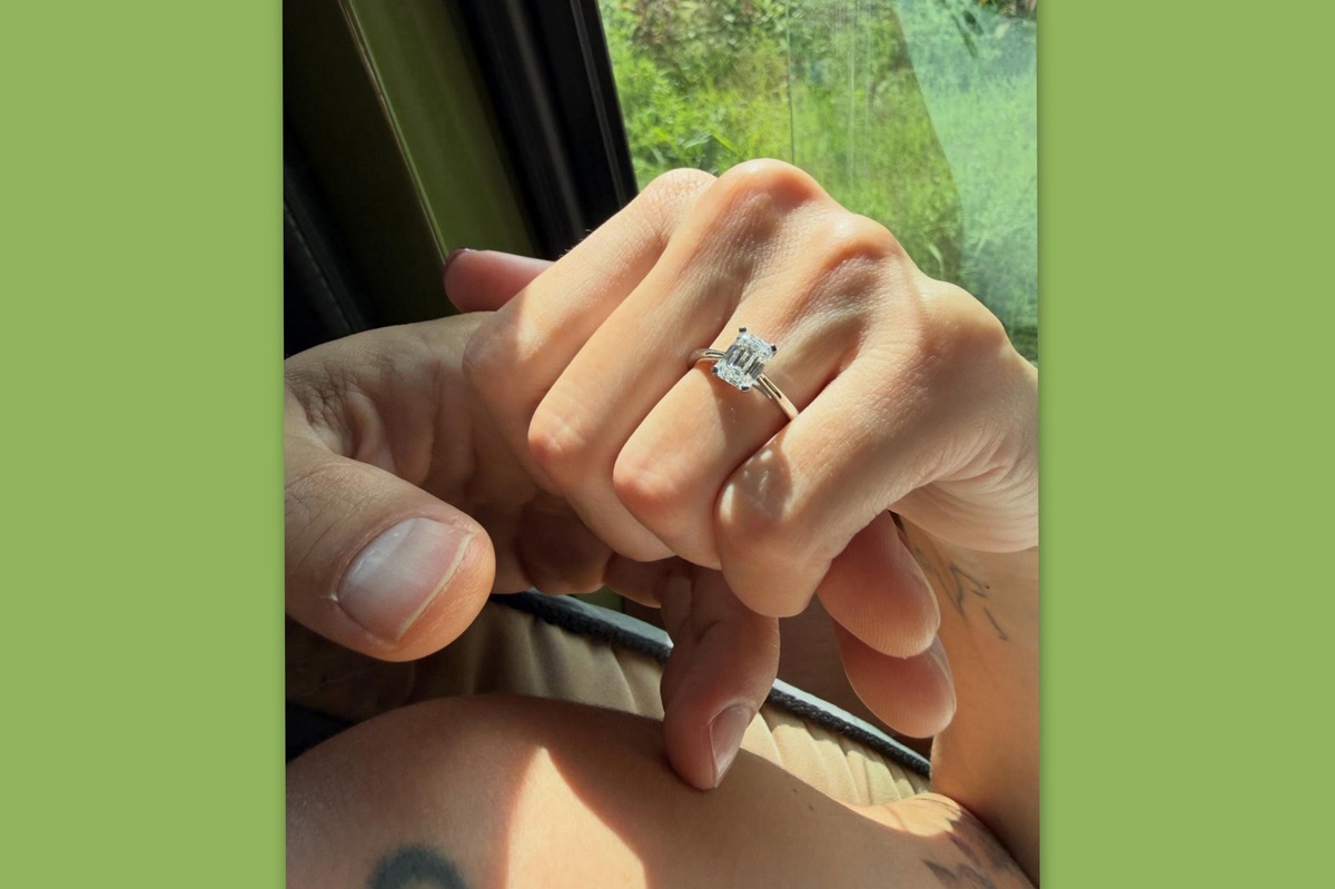 Ελληνίδα παρουσιάστρια δέχτηκε πρόταση γάμου – Το ανακοίνωσε δείχνοντας το μονόπετρό της