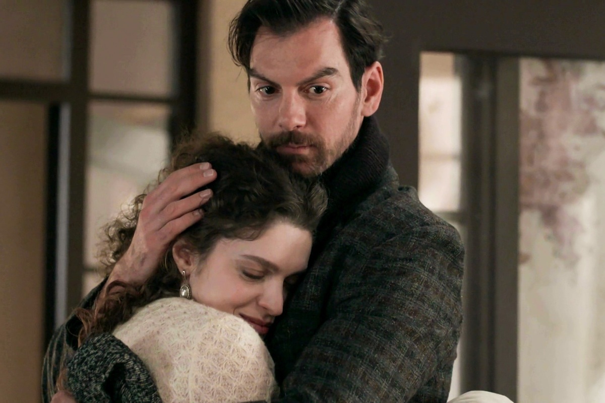 «Grand Hotel»: Η Αλίκη πέφτει στην αγκαλιά του Πέτρου