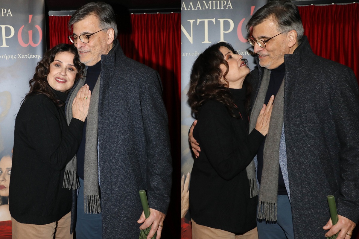 Η αγκαλιά από τον σύζυγό της μετά την πρεμιέρα της παράστασης «Φλαντρώ»