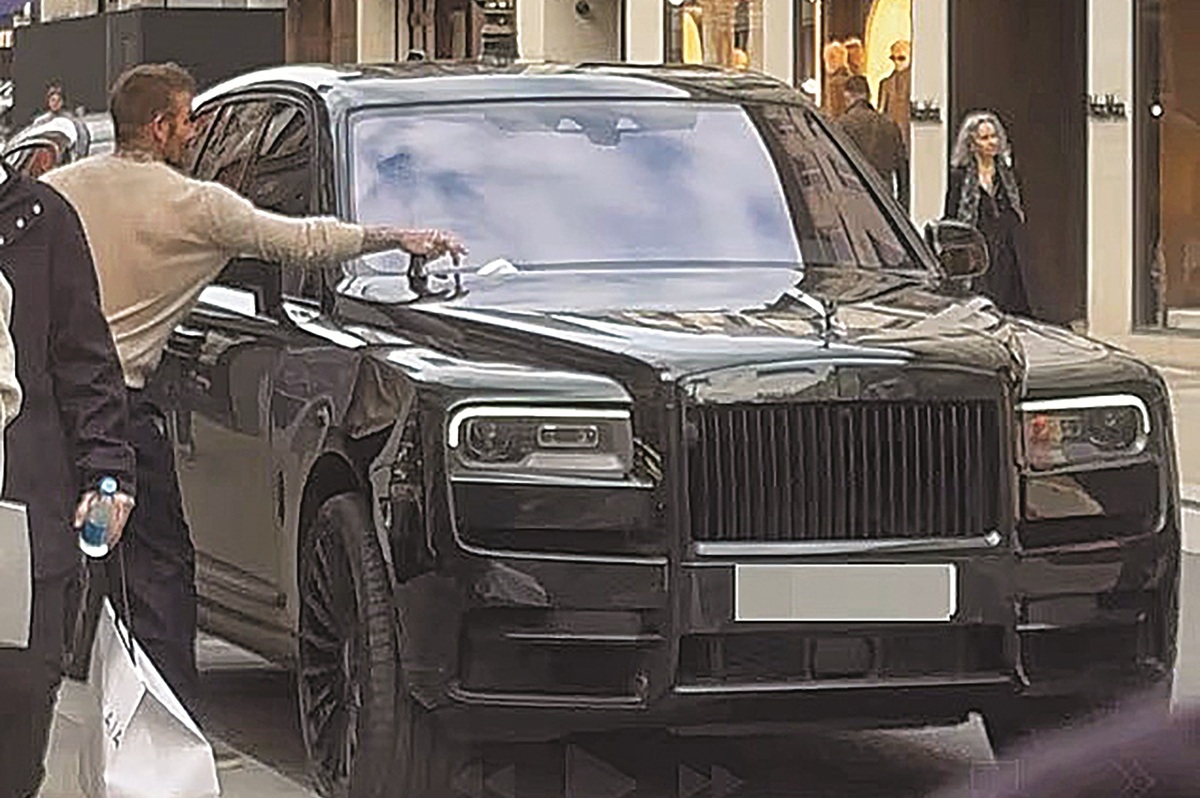Ο Μπέκαμ έσκισε κλήση που βρήκε στη Rolls Royce