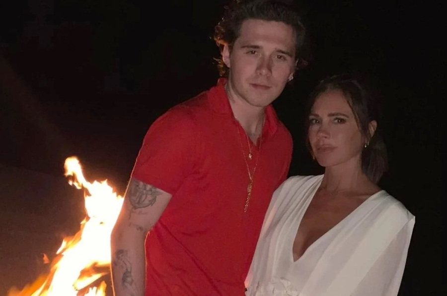 «Χρυσάφι» στον Μπρούκλιν Μπέκαμ για να βγάλει σε βιβλίο τα «άπλυτα» της οικογένειας στη φορά