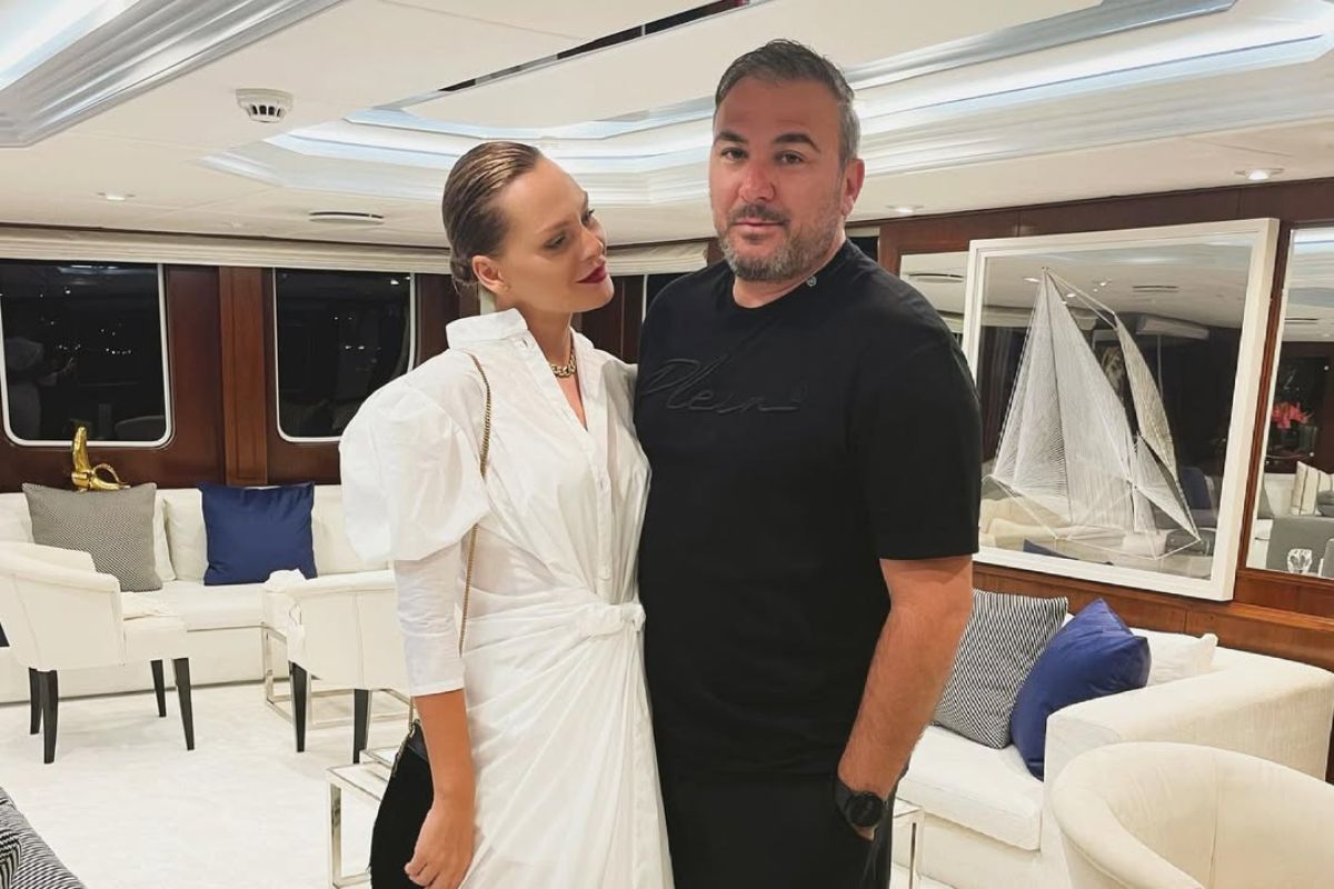 Υβόννη Μπόσνιακ: Οι ευχές στον Αντώνη Ρέμο για την ονομαστική του γιορτή