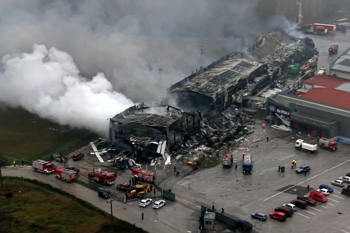 «Είδαμε τραυματίες, ερείπια, μια κατάσταση πολέμου» - Νέες εικόνες από το εργοστάσιο