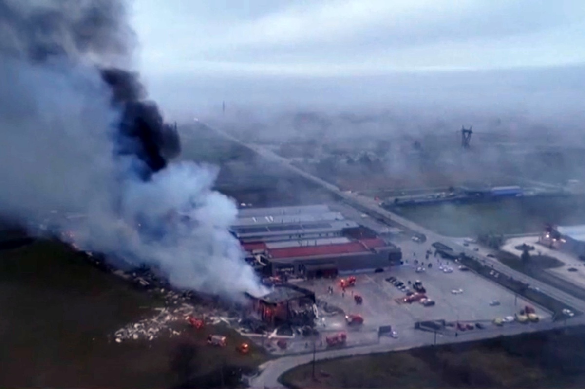 Τραγωδία στο εργοστάσιο της «Βιολάντα» στα Τρίκαλα μετά από έκρηξη - Βρέθηκε τέταρτη σορός