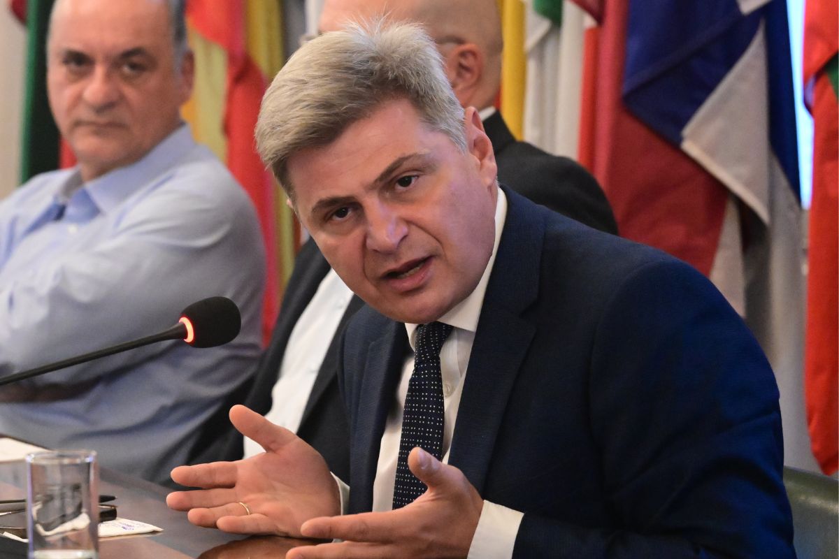 Espresso Doppio – «Ποδαρικό» με το… αριστερό