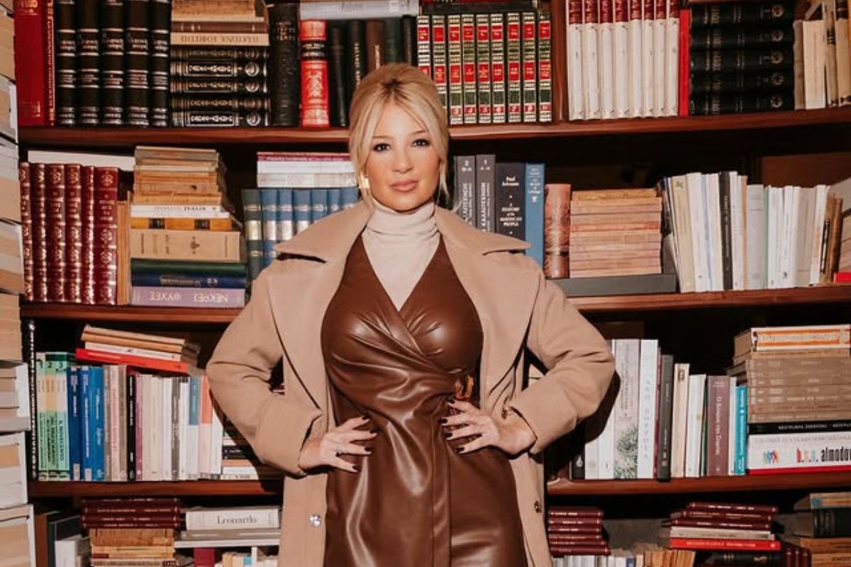 Φαίη Σκορδά: Επιστροφή στο Κιλκίς - Οι εικόνες από το πατρικό και το τζάκι