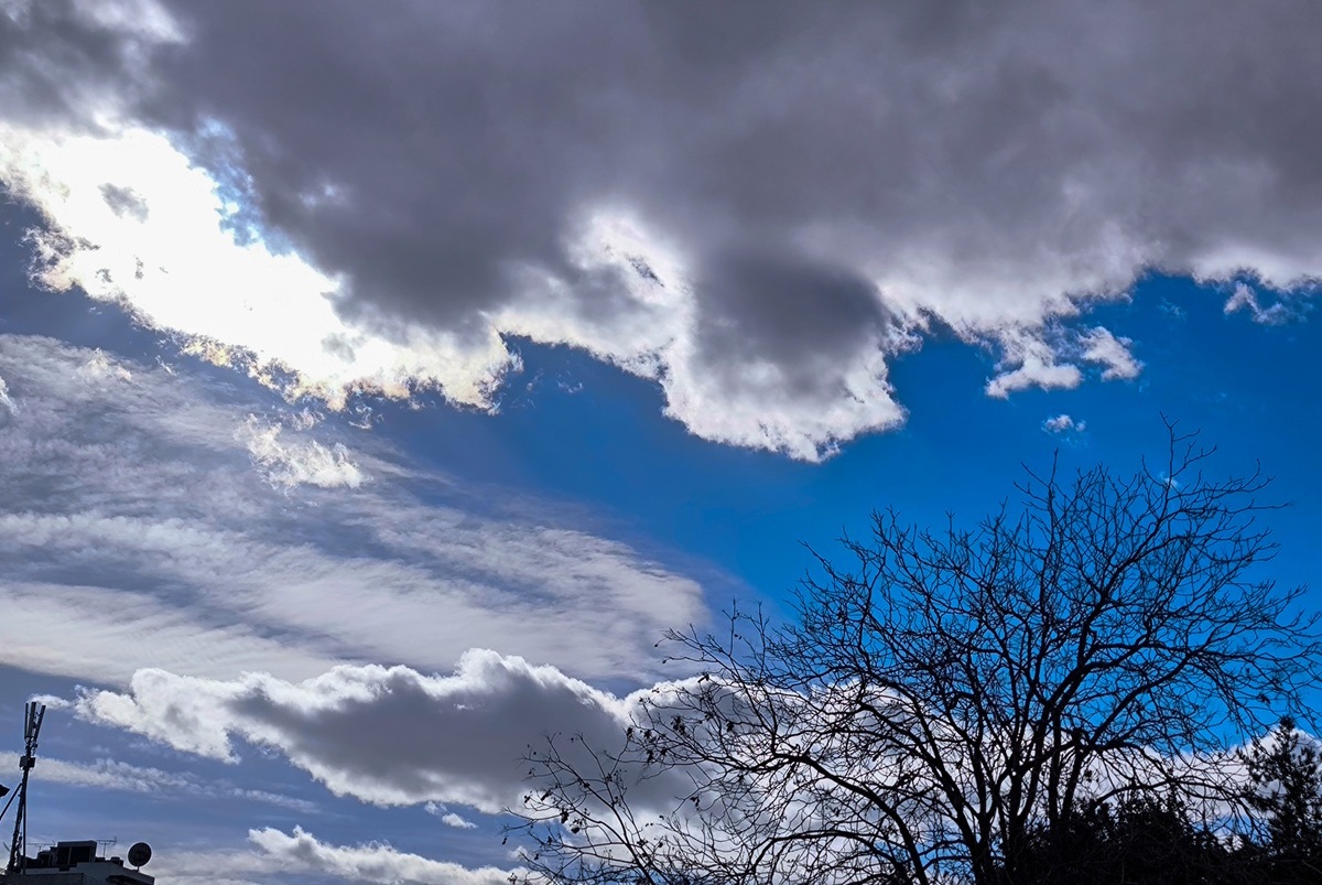 Αίθριος ο καιρός με μικρή άνοδο της θερμοκρασίας