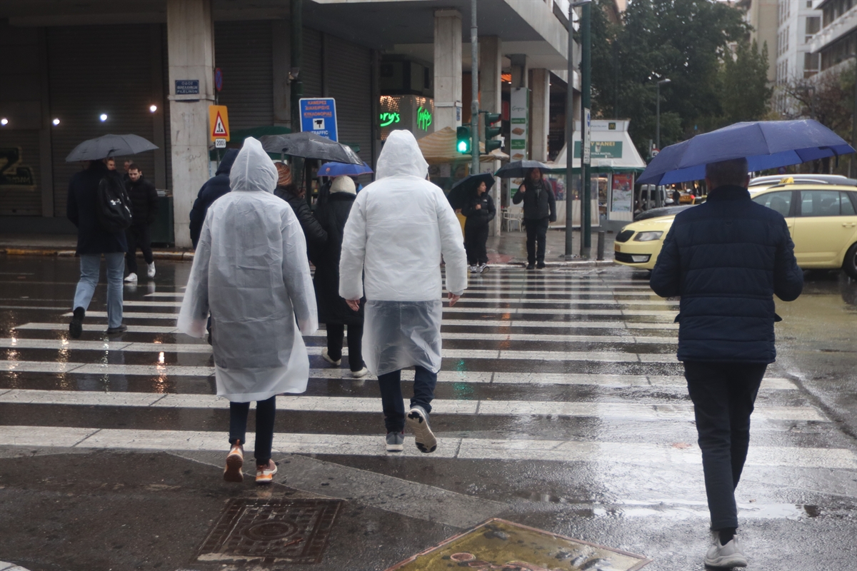 Η κακοκαιρία «Kristin» χτυπάει τη χώρα μας