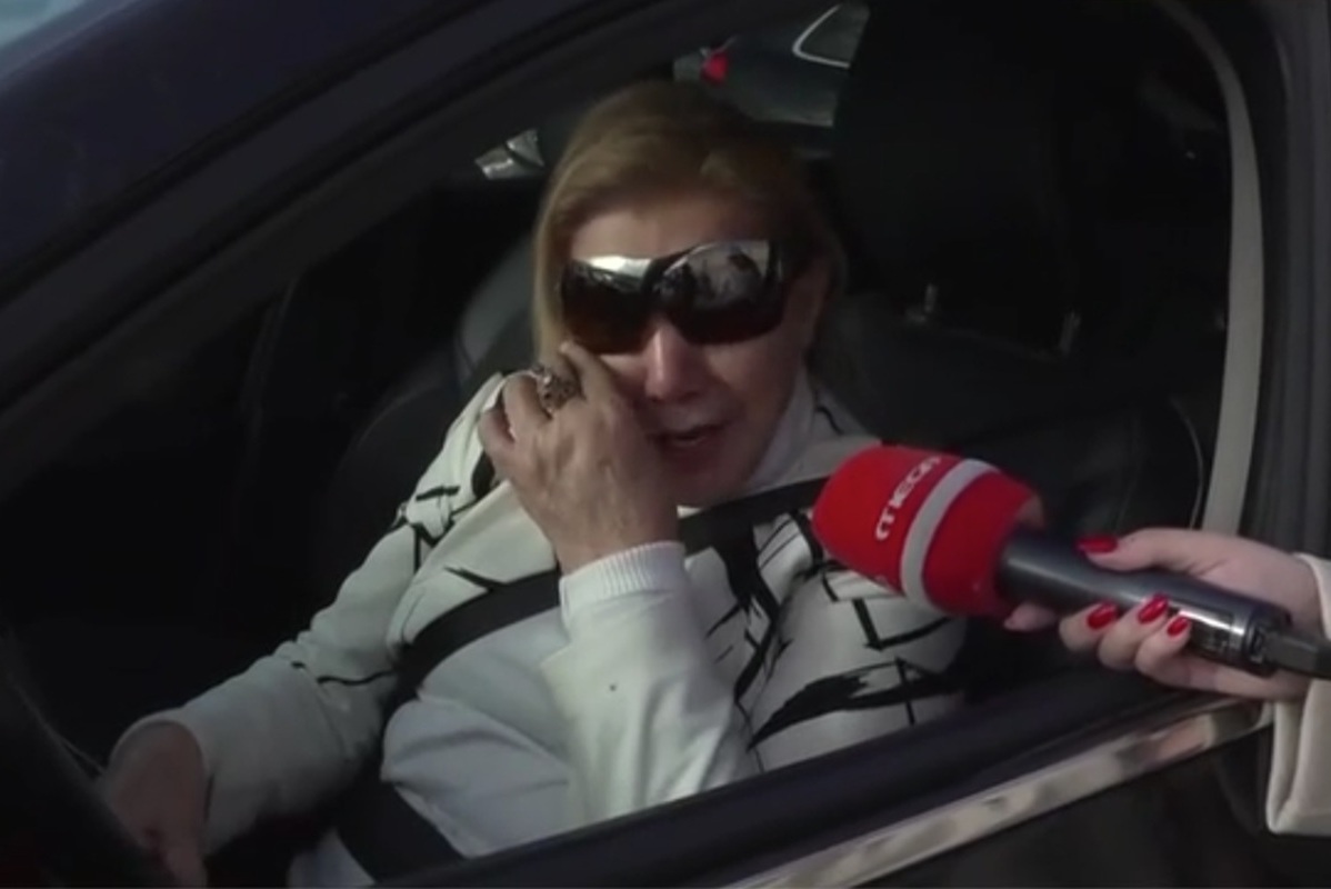 Τα δάκρυα της Λίτσας Πατέρα on camera για την απώλεια του Γιώργου Παπαδάκη