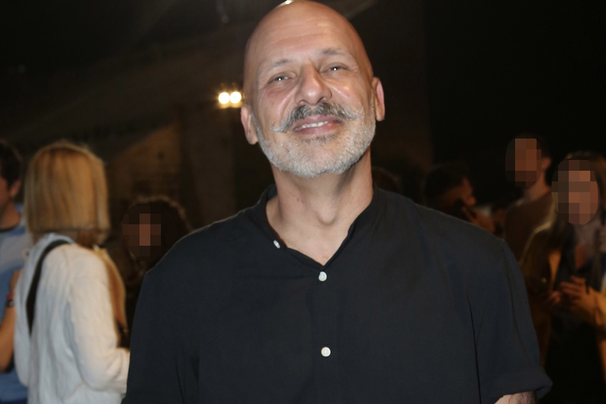 «Λευκός καπνός» για Μουτσινά - Έδωσε τα χέρια με το STAR για την παρουσίαση του «Lingo»