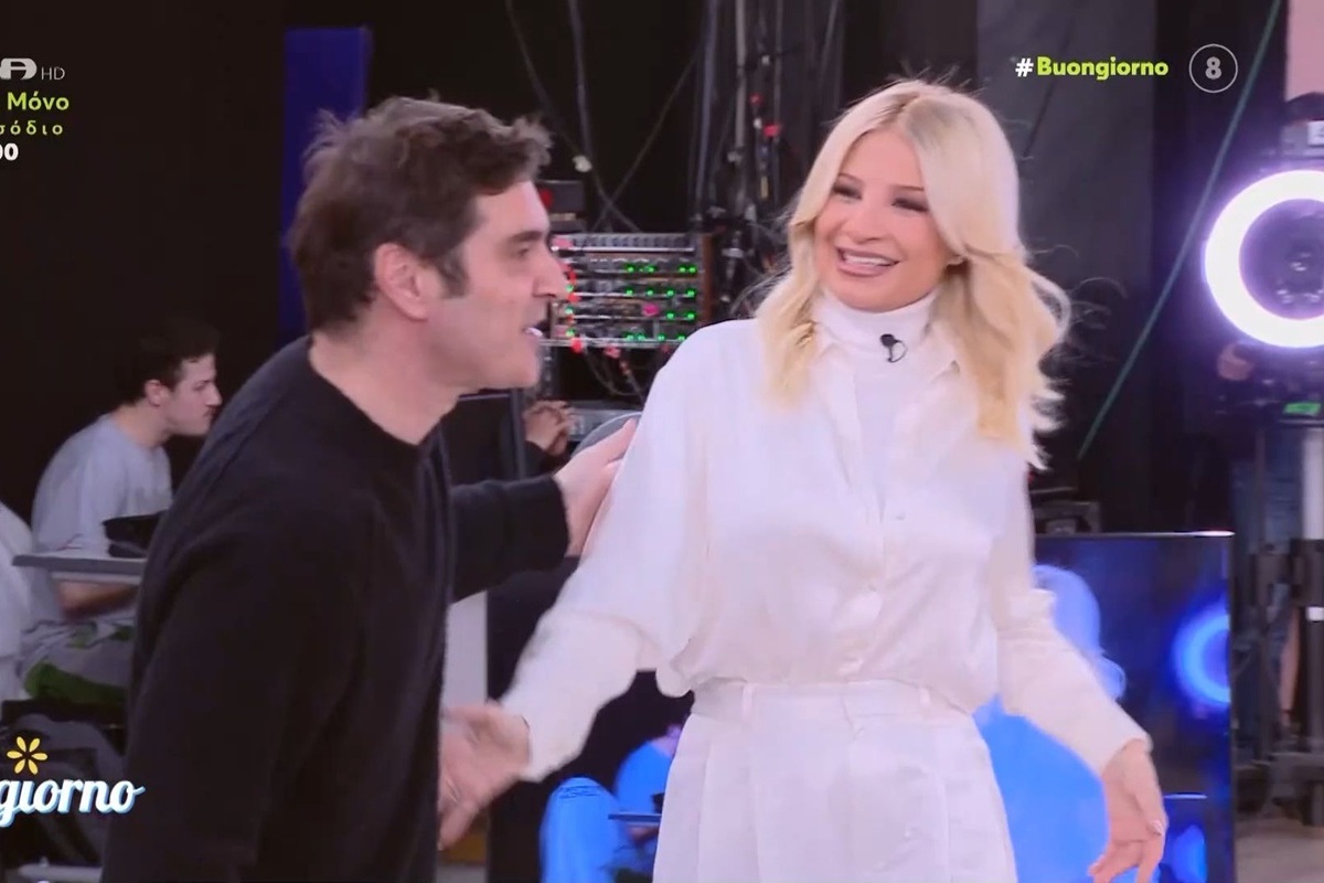 Η απρόσμενη εμφάνιση του Παπακαλιάτη ενθουσίασε τη Σκορδά και τον έβαλε στο πλατό