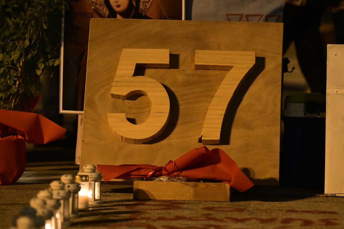 Espresso Doppio – Μαύρα Μαντάτα