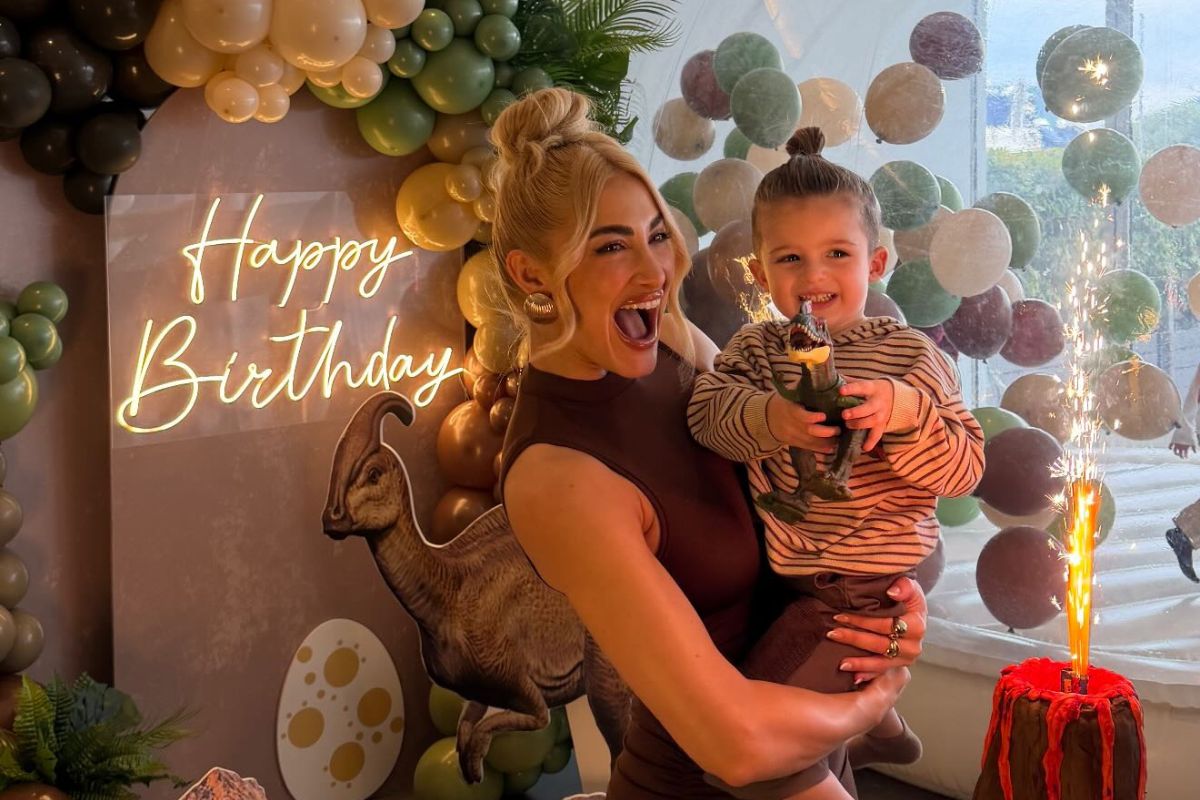 Ιωάννα Τούνη: Έστησε πάρτι-υπερπαραγωγή για τον Πάρη στη Θεσσαλονίκη