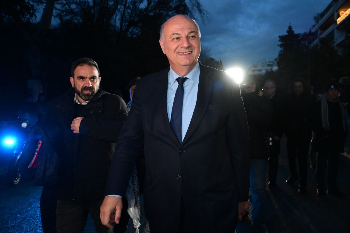 Espresso Doppio – Οι τζάμπα μάγκες και οι «κότες»