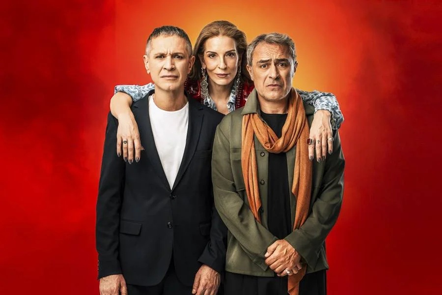 Απίστευτο περιστατικό - H αστυνομία «εισέβαλε» στη διάρκεια της παράστασης «Cancel»