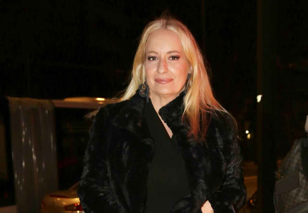 «Καταπέλτης» η Γραμμέλη για γνωστή εκπομπή της ΕΡΤ: «Θλιβερή, μίζερη, στα ΚΑΠΗ έχουν περισσότερο κέφι»