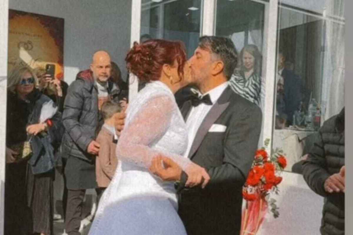 Μπάγια Αντωνοπούλου - Νίκος Κώτσης: Η αποκάλυψη του φύλου του μωρού τους στη γαμήλια δεξίωση