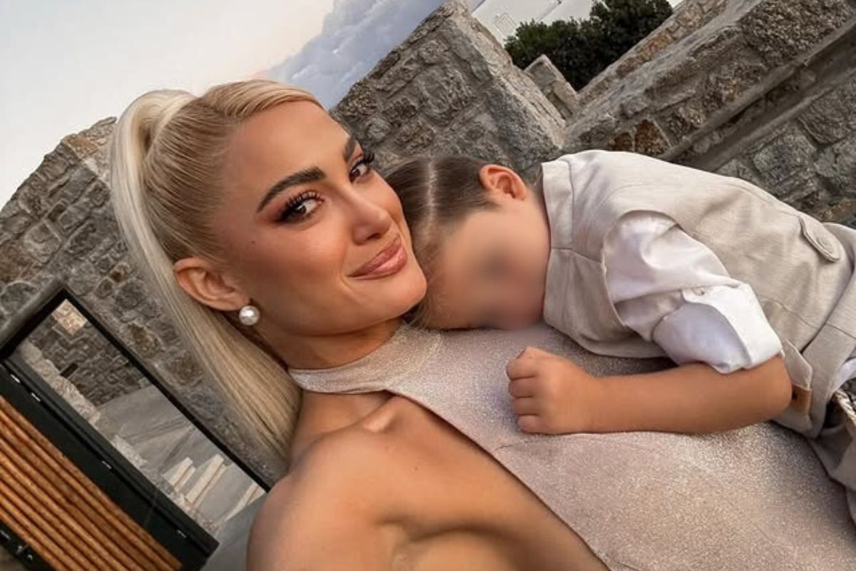 Ιωάννα Τούνη: «Του Αγίου Βαλεντίνου είμαι ερωτευμένη με τον γιο μου»