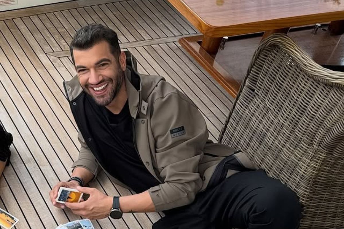 Μάνος Ιωάννου: «Προσέχω την εμφάνισή μου, βάζω τις κρέμες μου»