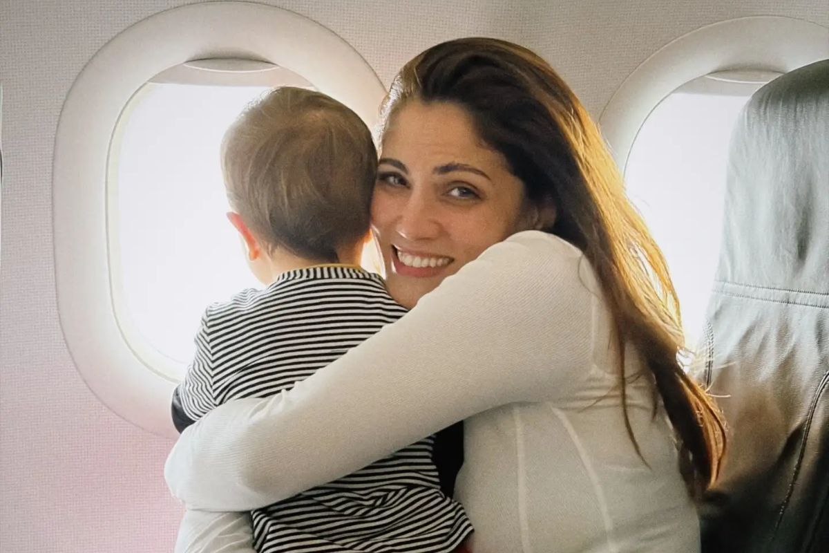 Μαίρη Συνατσάκη - Ίαν Στρατής: Πρώτη πτήση με την 3χρονη κόρη τους - Οι τρυφερές φωτογραφίες
