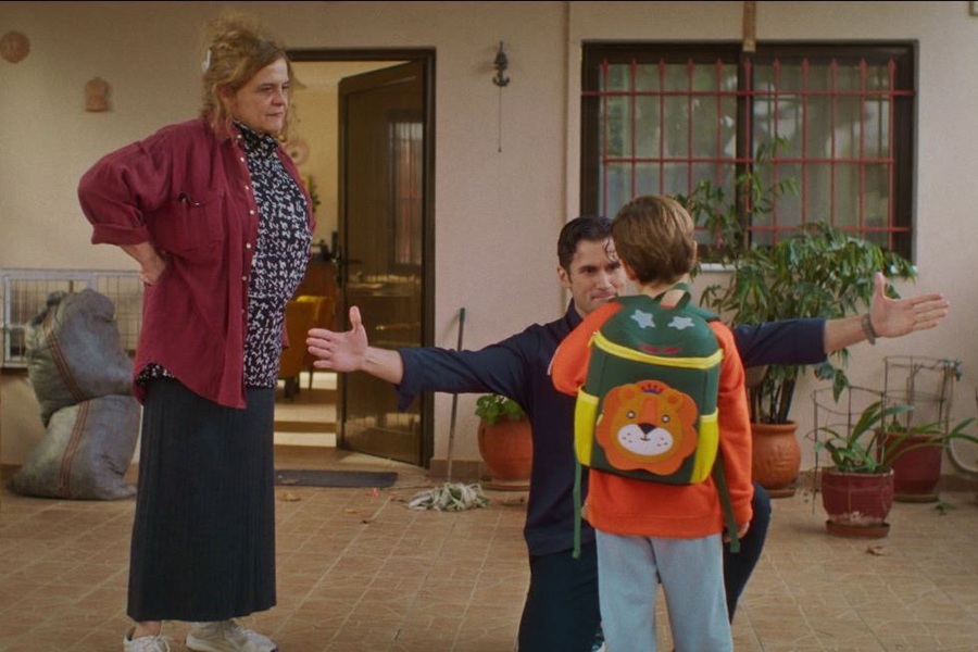 «Μπαμπά, σ’ αγαπώ»: Δύσκολη απόφαση για τον Δημήτρη – Θα δώσει τον μικρό;