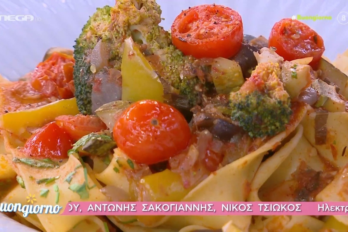 Παπαρδέλες με λαχανικά από τον Δημήτρη Σκαρμούτσο