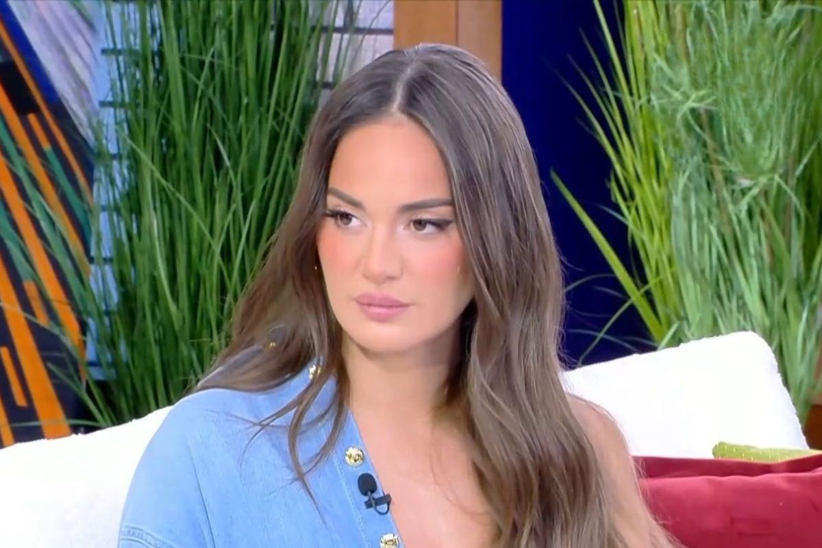 Ρία Ελληνίδου: «Μου την σπάει που ασχολούνται με την προσωπική μου ζωή»