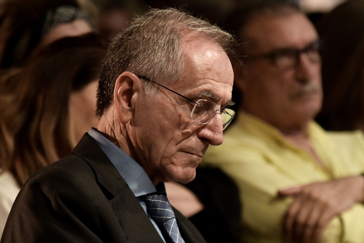 Στο νεκροτομείο με το άψυχο κορμάκι του μικρού Νικόλα