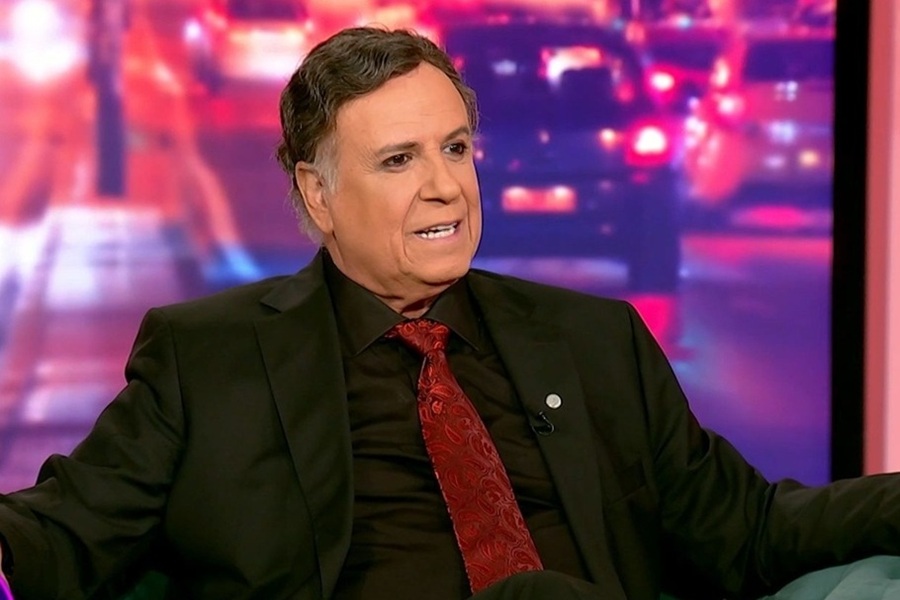 Χάρης Ρώμας: «Επιμένω στην ανδρική μου ταυτότητα. Μου αρέσει που είμαι άνδρας»