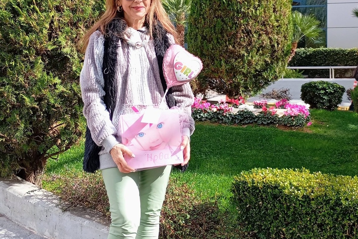 Έγινε ξανά γιαγιά Ελληνίδα ηθοποιός - «Γεννήθηκε η δεύτερη εγγονή μου»