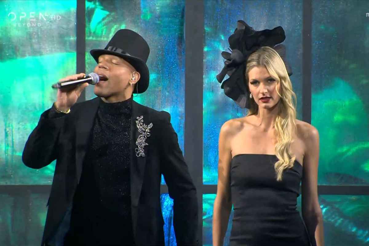 J2US: Αυτό είναι το ζευγάρι που αποχώρησε από το 5ο live