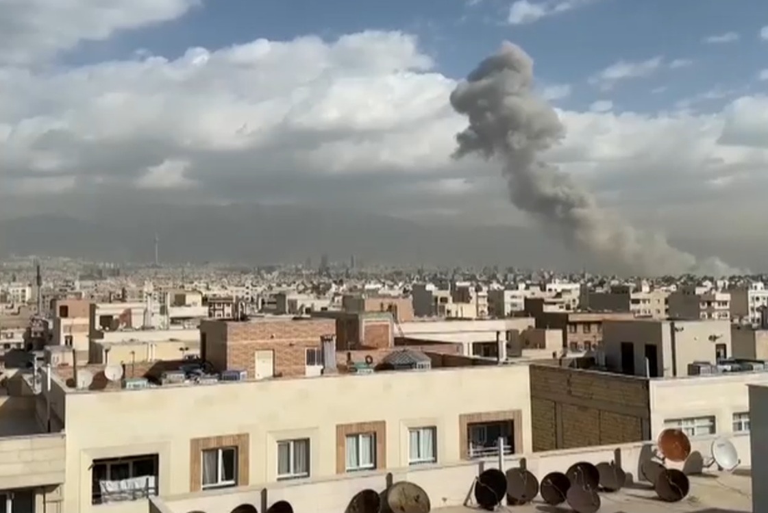 Η Μέση Ανατολή φλέγεται: Οι τελευταίες εξελίξεις - Κλιμακώνονται οι συγκρούσεις