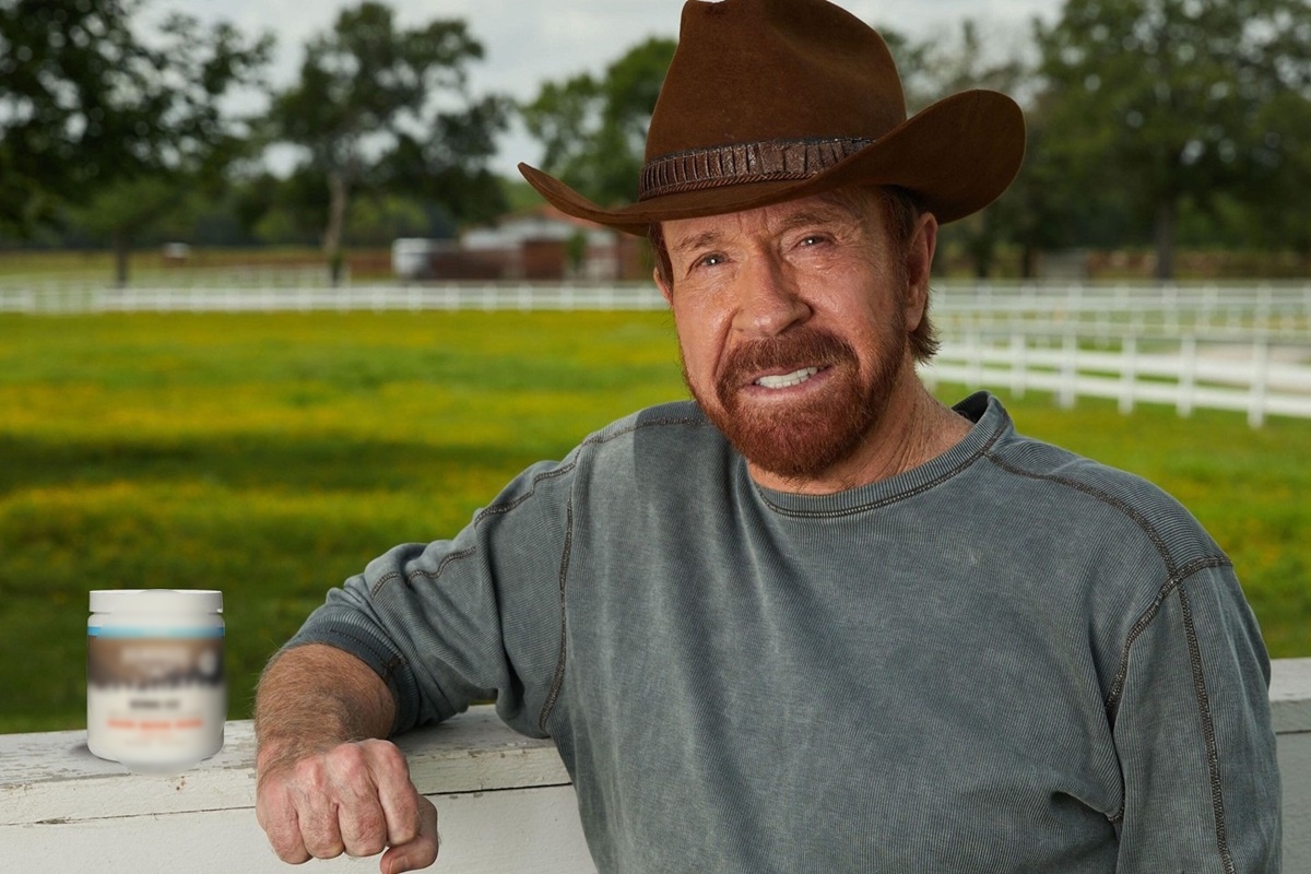 Στο νοσοκομείο εσπευσμένα ο Τσακ Νόρις