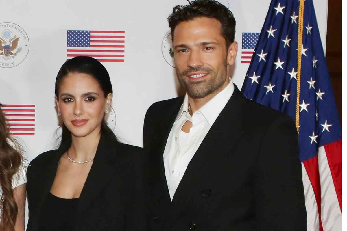 Αλεξάνδρα Νίκα: Φωτογράφισε τον Κωνσταντίνο Αργυρό λίγο πριν βγει στη σκηνή στο Σικάγο