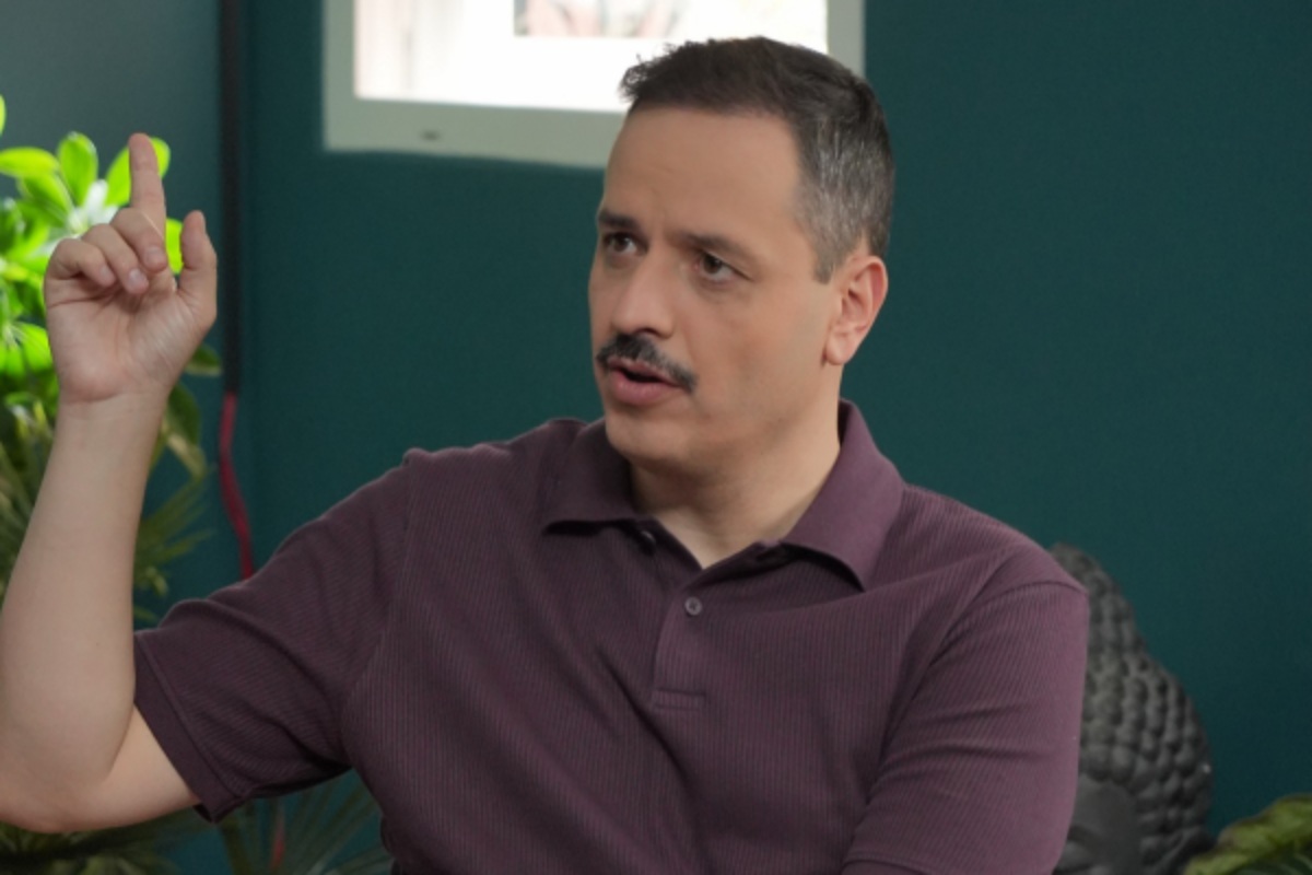 Αλέξανδρος Τσουβέλας: «Κλείδωσε» προφορικά το Τότε και Τώρα – Ψάχνουν ήδη χώρους για τη νέα σεζόν