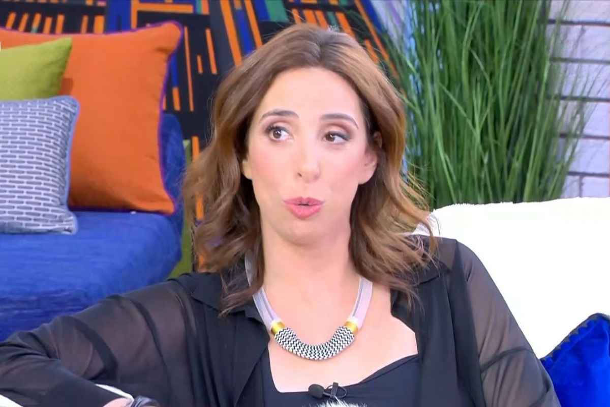 Έλενα Χαραλαμπούδη: «Με τον σύζυγό μου βγαίναμε μήνες χωρίς να γίνεται τίποτα»