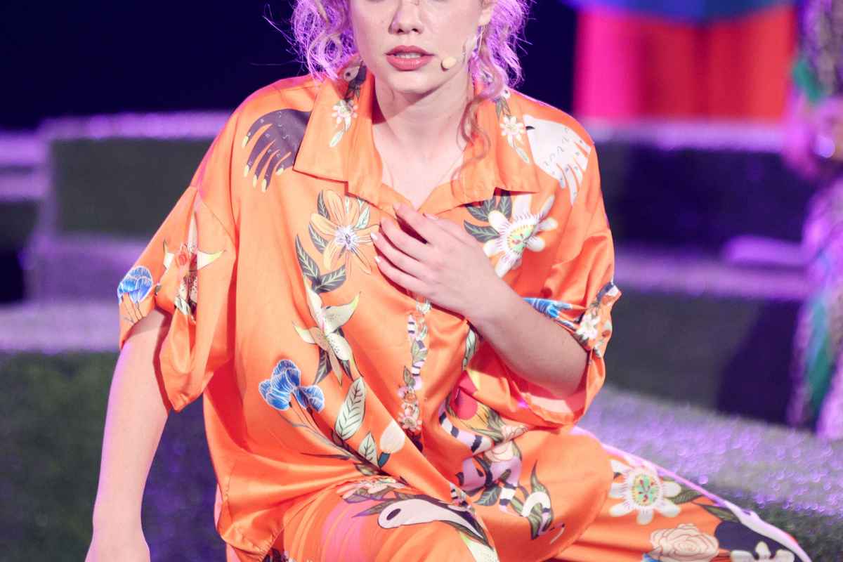 Γνωστή Ελληνίδα ηθοποιός αποκαλύπτει: «Με διώχνουν από το σπίτι γιατί θέλουν να το πουλήσουν»