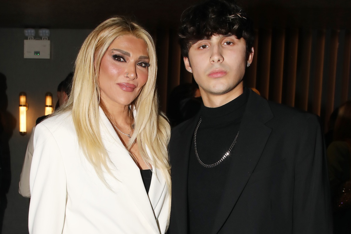 Εξομολόγηση από τον Μπάμπη Λαζαρίδη τζούνιορ: «Μου τα έχει πει όλα η μητέρα μου»