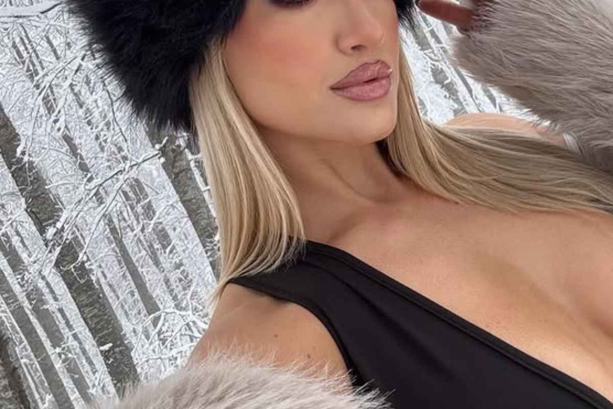 Ξεσπά δημοφιλής influencer: «Σταματήστε να βασίζετε όλη τη βλακώδη εκπομπή σας πάνω μου»