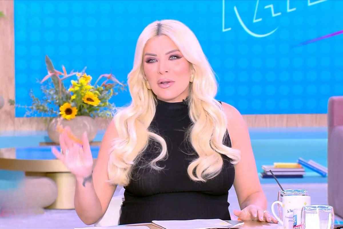 Κατερίνα Καινούργιου για Τσουρό: «Αξιοπρεπής στάση μέσα στην πίεση – Υπάρχουν “μεγαθήρια” με 5% και 6%»