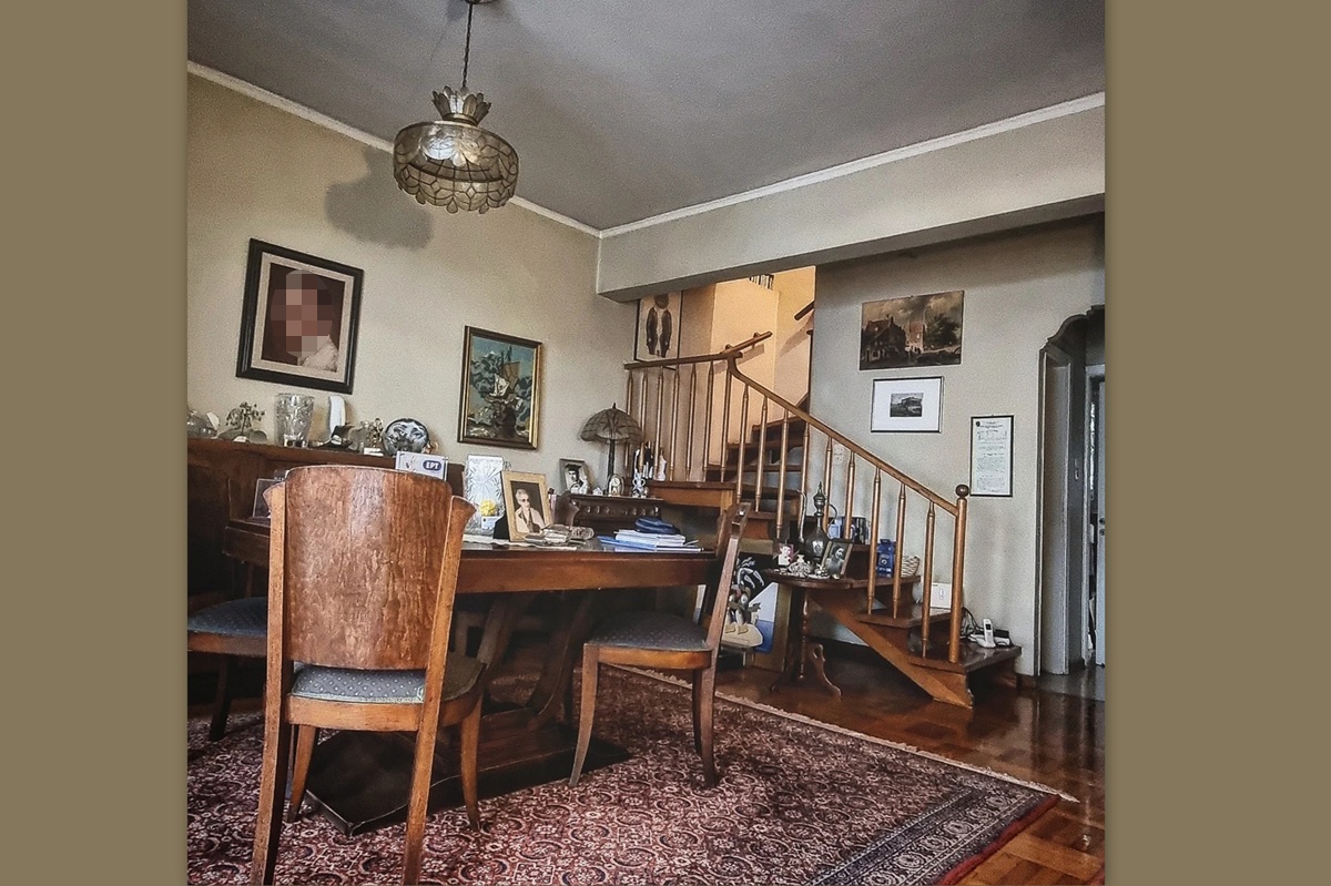 Έλληνας παρουσιαστής μας «ανοίγει» το σαλόνι του: «Σπίτι μου, σπιτάκι μου»