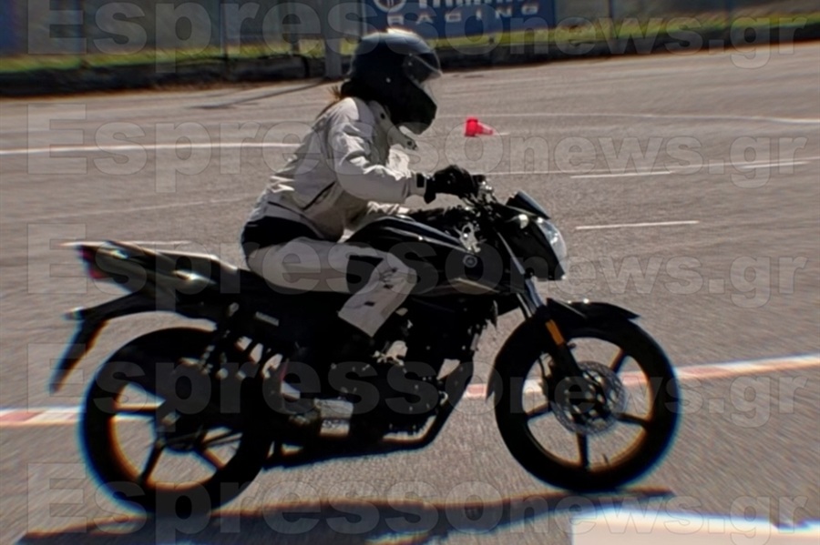 Easy rider η σύζυγος Έλληνα τραγουδιστή