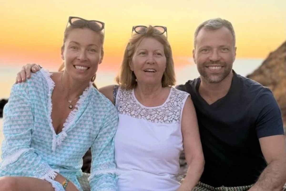 Μαριέττα Χρουσαλά: Η οικογενειακή φωτογραφία και οι ευχές στη μητέρα της