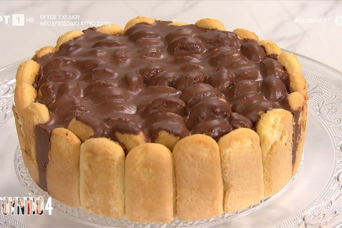 Ο Δημήτρης Μακρυνιώτης φτιάχνει τούρτα με τρία υλικά