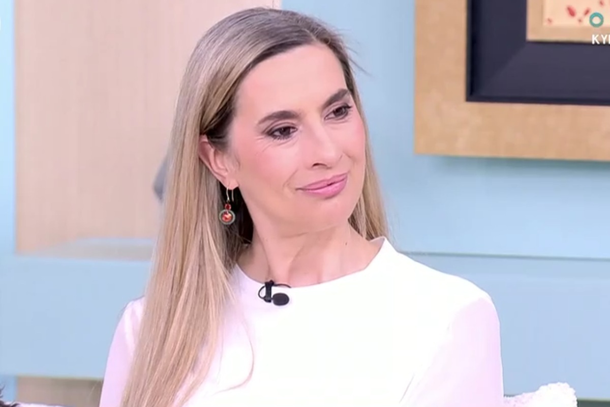 Βίκυ Βολιώτη: Η απώλεια του πατέρα της στα 16 - Οι αλλαγές που φέρνει η προεφηβεία της κόρης της