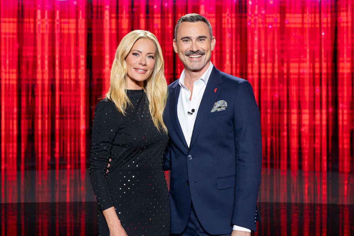 Ζέτα Μακρυπούλια: Πρεμιέρα απόψε με το «Moments» στον ΑΝΤ1 - Tο πρώτο τρέιλερ